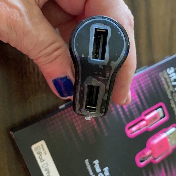 New 3ft. Pink Charging Cord and Dual Car Charger - Picture 3 of 5